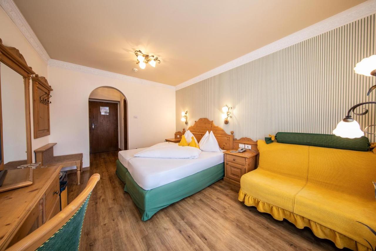 Palmengarten Hotel Gstoer ラグンド エクステリア 写真